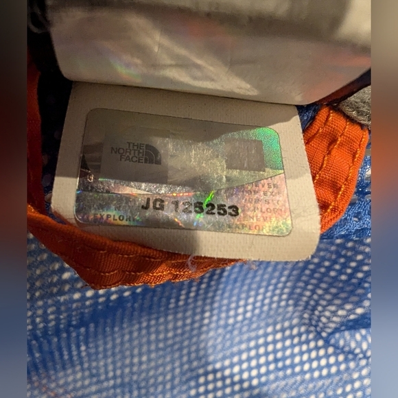 THE NORTH FACE HyVent Boys Rain Jacket Windbreaker Orange Hood Size Larg… - Picture 4 of 16